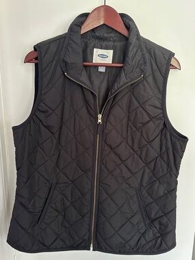 Old Navy Quilted Black Puffer Vest with Gold Zipper